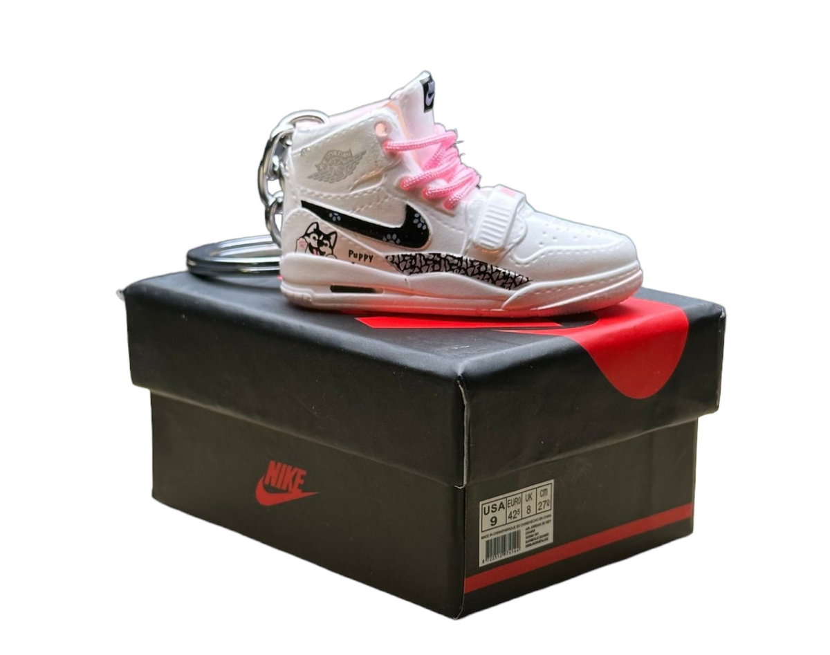 LK Legacy 312 Trainer Keychain With Mini Shoe Box