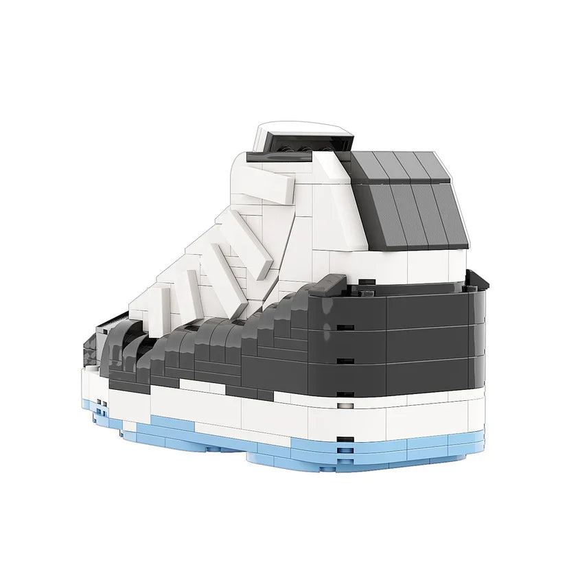 LKJ 11 CONCORD SNEAKER BRICKS