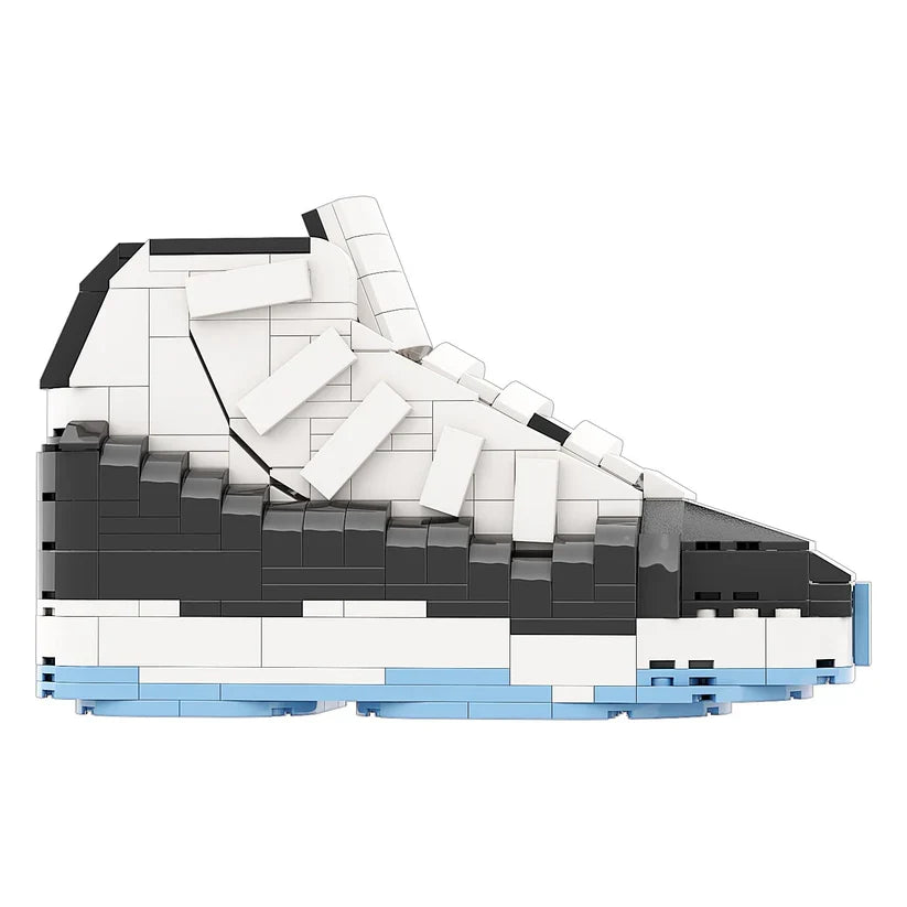 LKJ 11 CONCORD SNEAKER BRICKS
