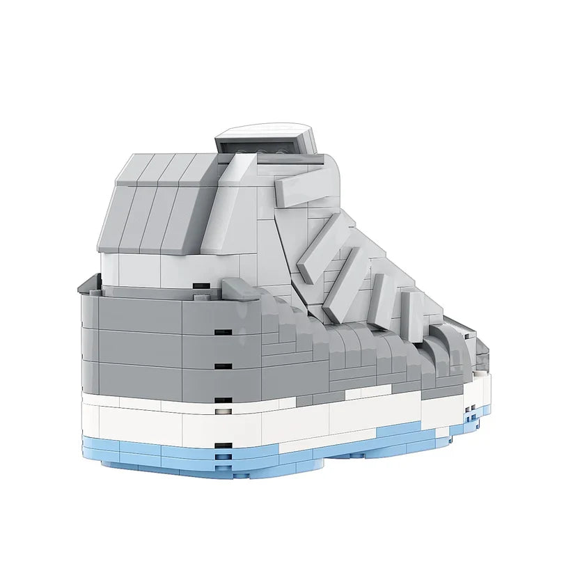 LKJ 11 COOL GREY SNEAKER BRICKS