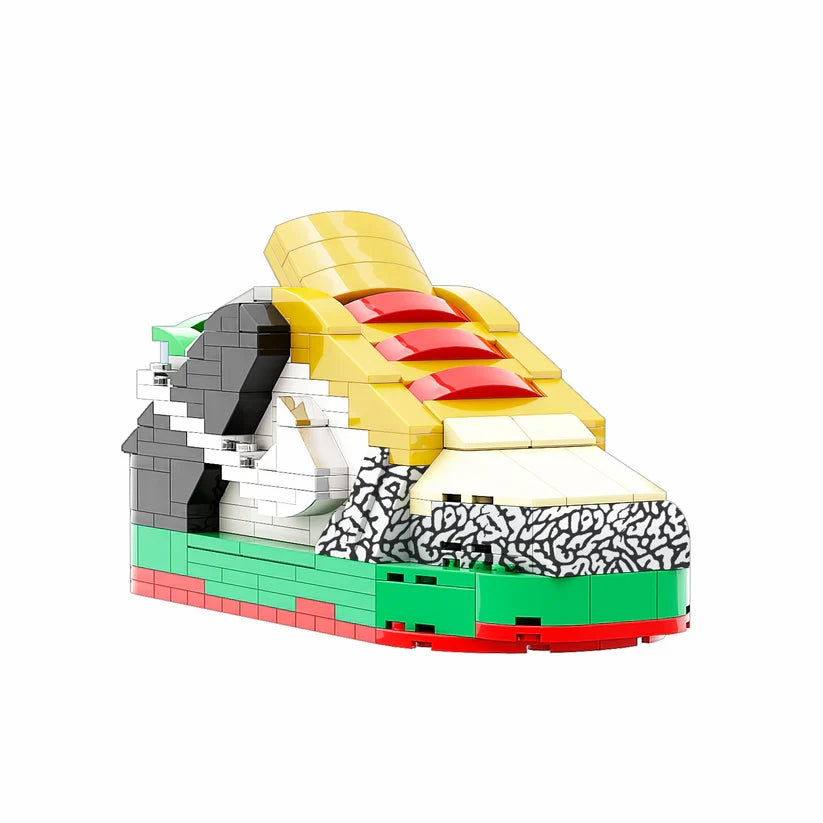 LK LOW WHAT THE DUNK SNEAKER BRICKS