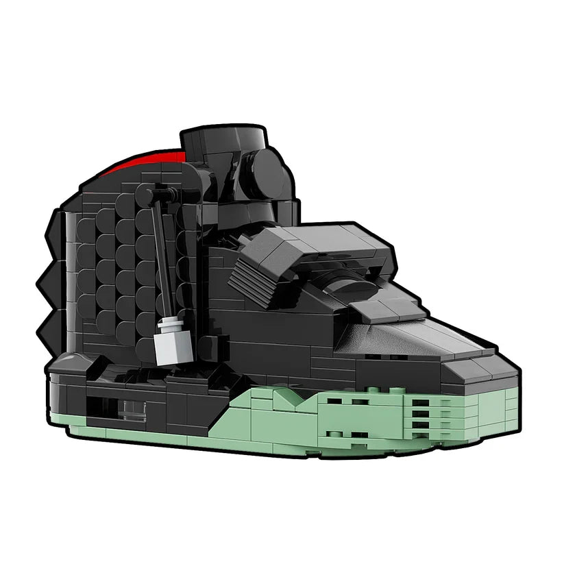 LKZY SOLAR BLACK SNEAKER BRICKS
