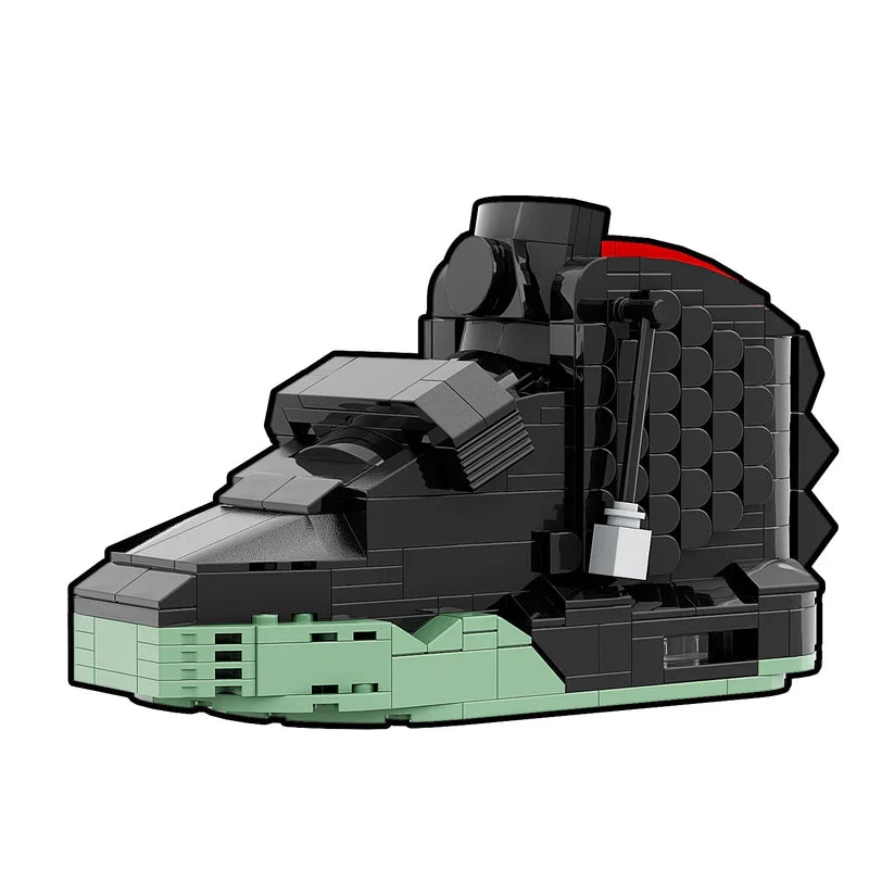 LKZY SOLAR BLACK SNEAKER BRICKS